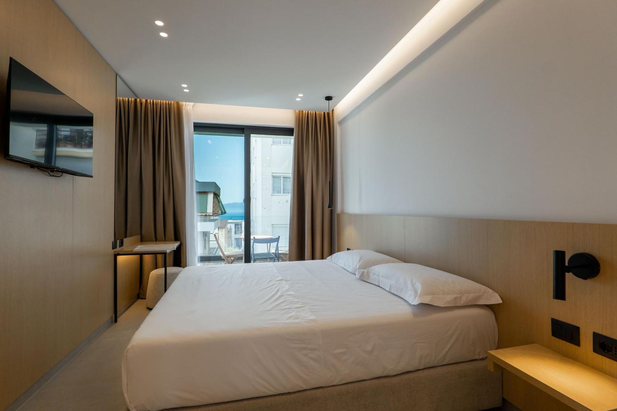 Austin Boutique Hotel Саранда Экстерьер фото
